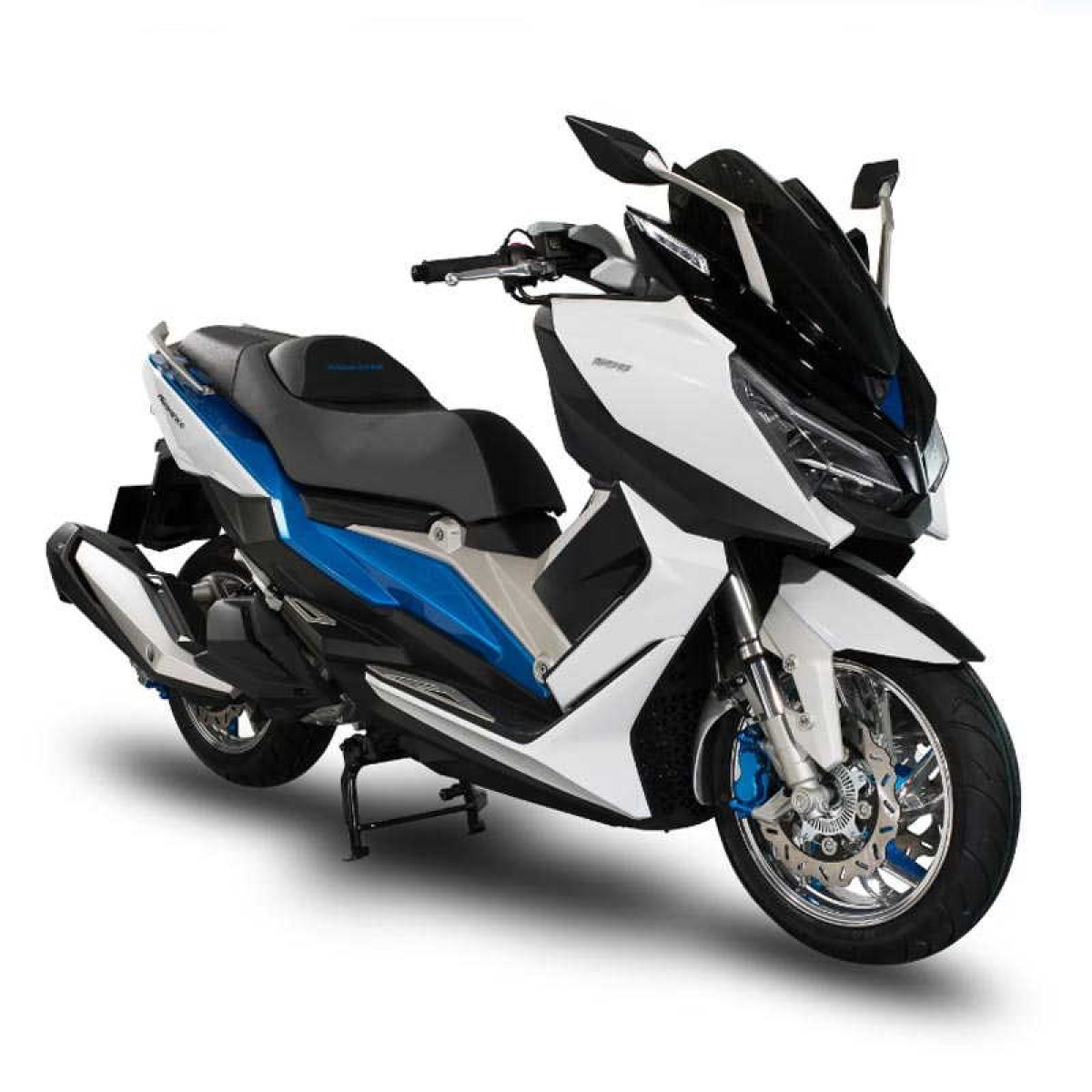 SYM presenta el Milán el Maxsym 500 