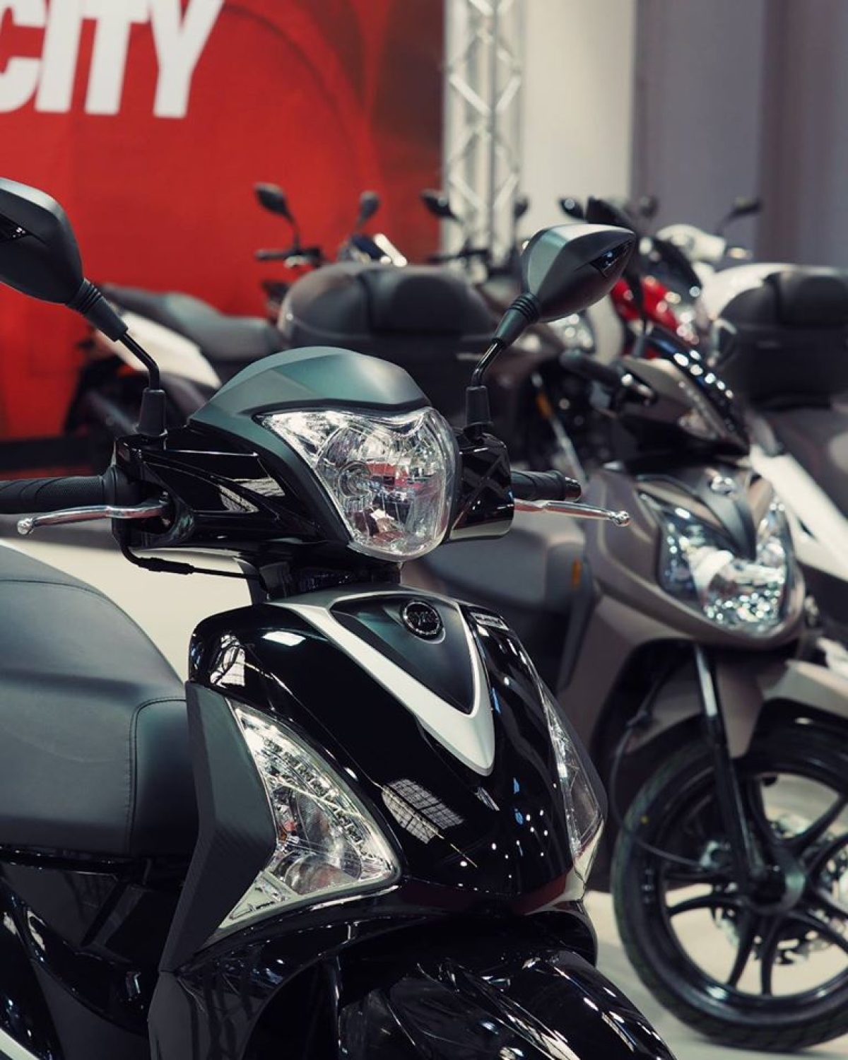 SYM participa en la feria Vive la Moto en Barcelona